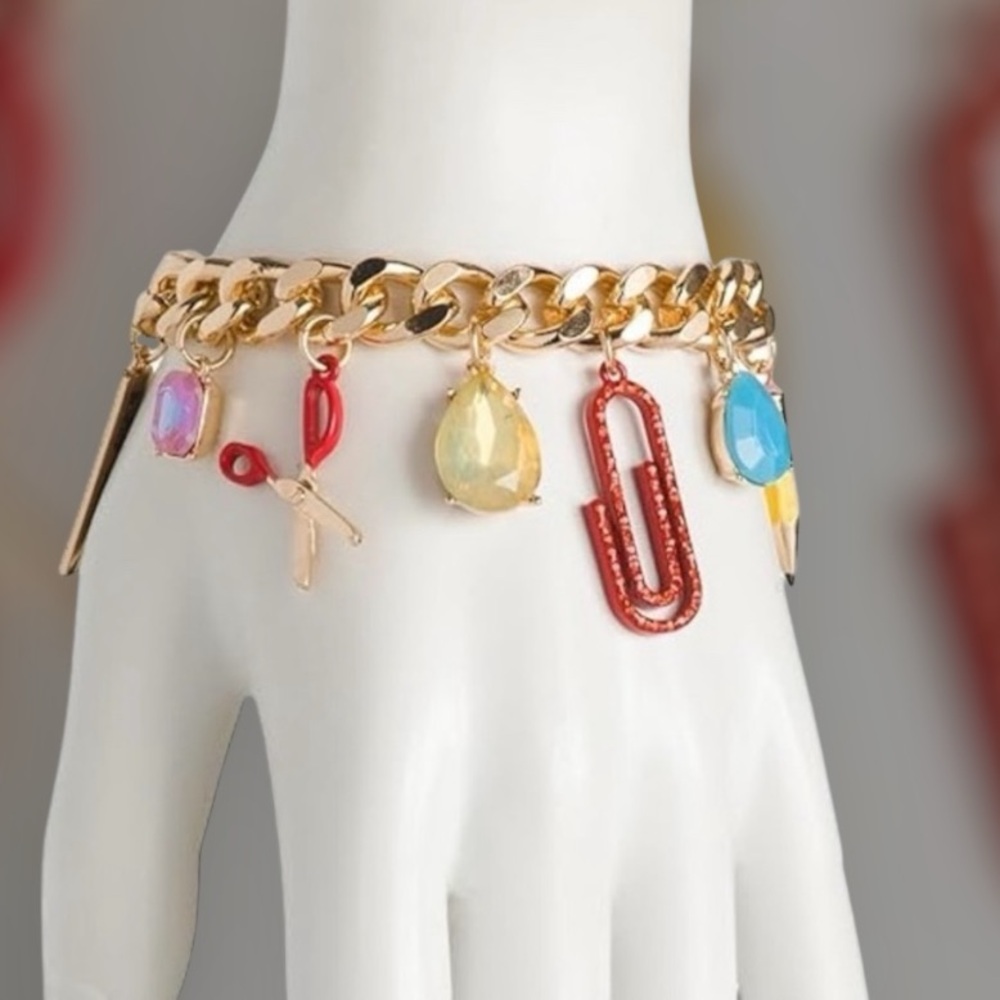 BETSEY JOHNSON CHARM BRACELET 
✏️ 📏  ✂️  !!!! - Picture 2 of 7